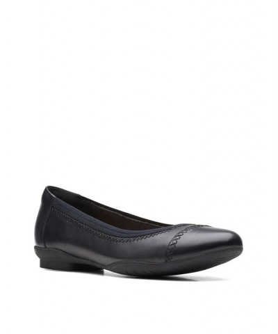 Women's Collection Sara Bay Flats Black $30.00 Shoes